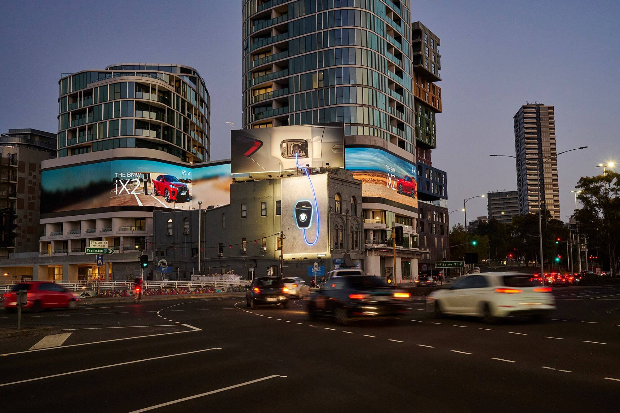 JCDecaux_Icon_BMW__6_debadged-min